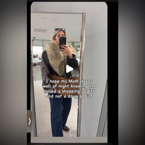 I’ll never run out of clothes to sell - Picture 1 of 3